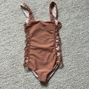 Acacia honey one piece